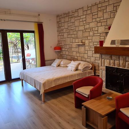 Apartments Ana เมดูลิน ห้อง รูปภาพ