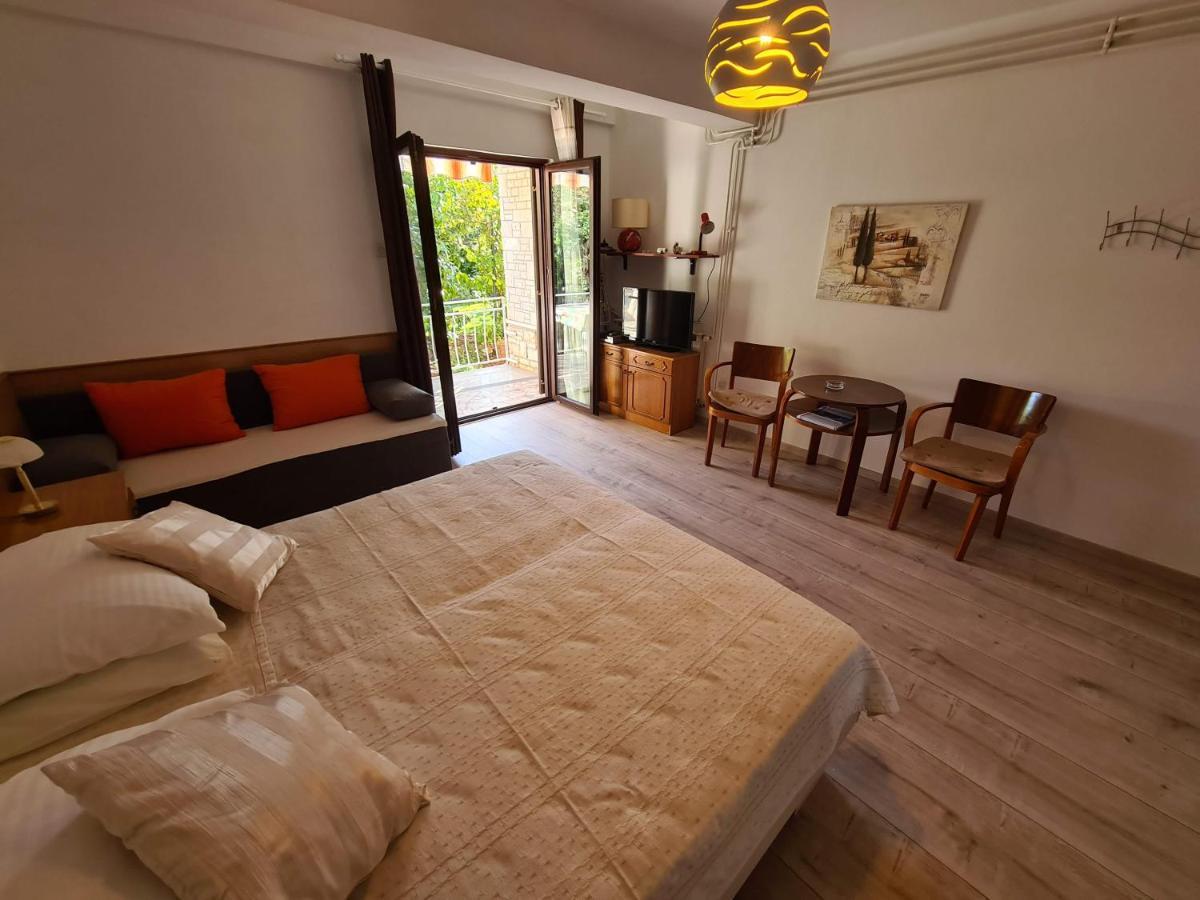 Apartments Ana เมดูลิน ภายนอก รูปภาพ